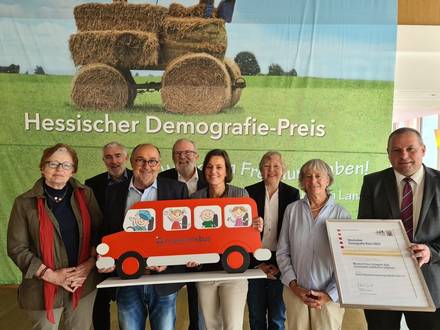 Hessischer Demografiepreis geht in den Schwalm-Eder-Kreis